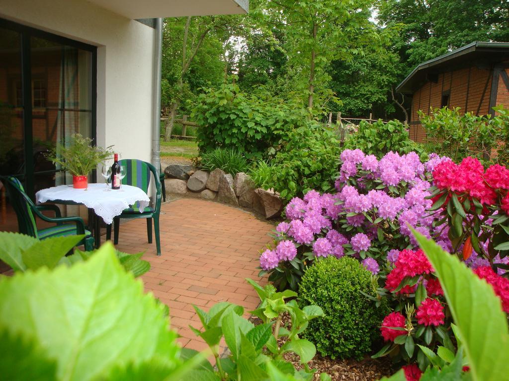 Gutspark Seeblick Kagsdorf Exterior photo